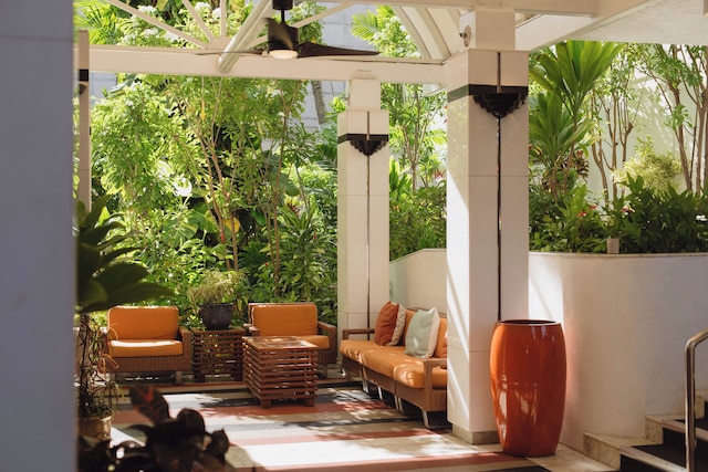 オアシス ホテル ワイキキ