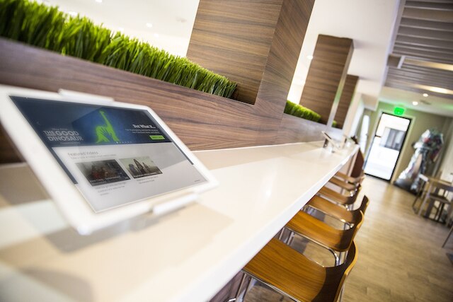 クオリティ イン & スイーツ バイ ザ パークス