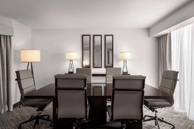 エンバシー スイーツ ホテル バーミンガム