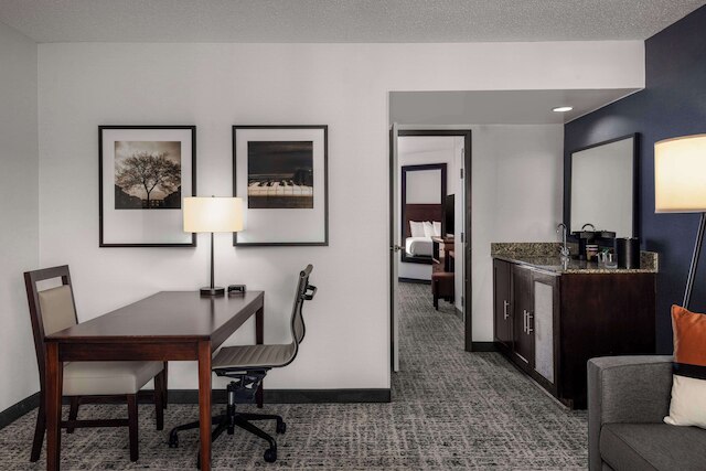 エンバシー スイーツ ホテル バーミンガム