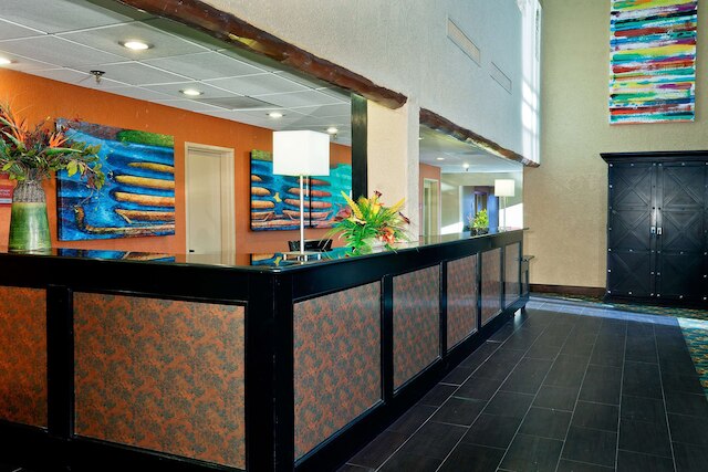 ダブルツリー バイ ヒルトン ホテル サンタ フェ