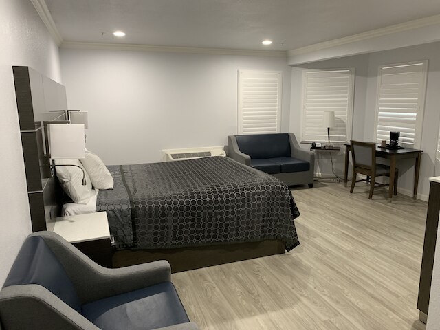 ミラージュ イン アンド スイーツ