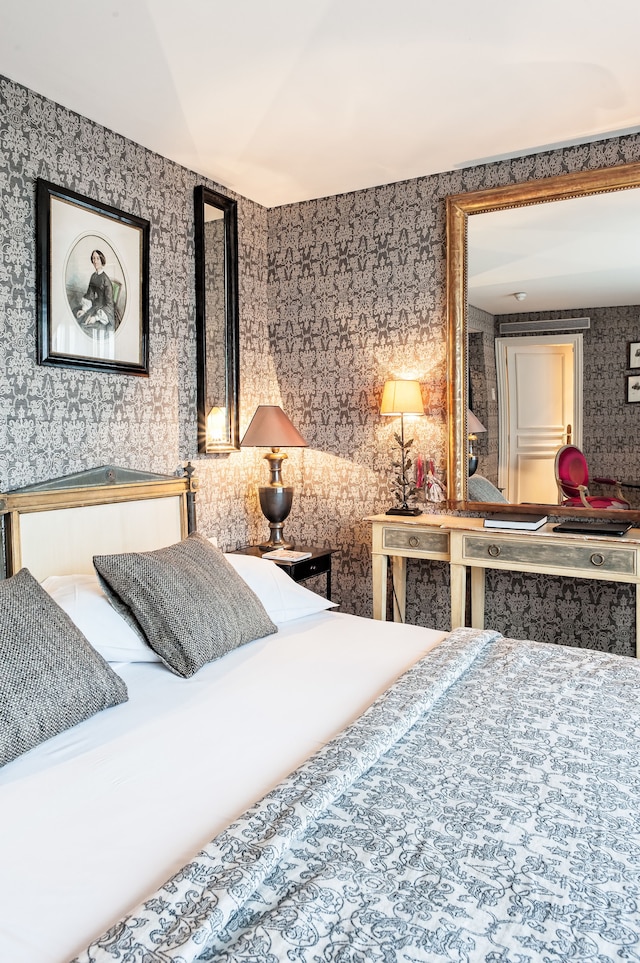 オテル シャトーブリアン シャンゼリゼ