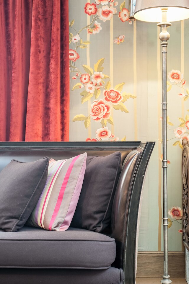 オテル シャトーブリアン シャンゼリゼ