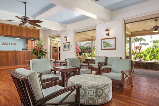 アストン アイランダー オン ザ ビーチ