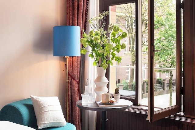 ヤン ルイケン アムステルダム