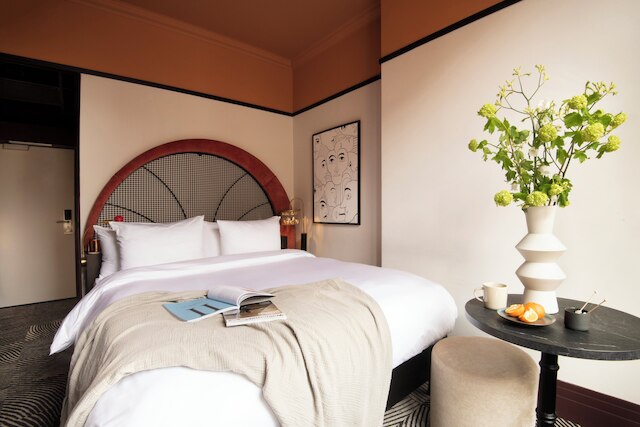 ヤン ルイケン アムステルダム