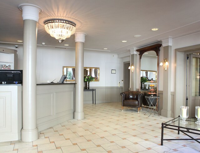 ホテル モンタナ チューリッヒ