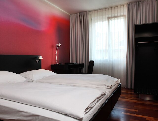 ホテル モンタナ チューリッヒ