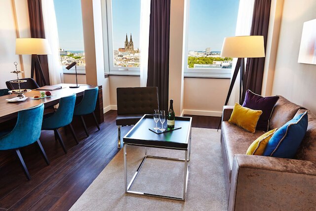 シュタイゲンベルガー ホテル ケルン