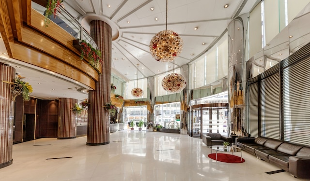 サウス パシフィック ホテル (香港南洋酒店)