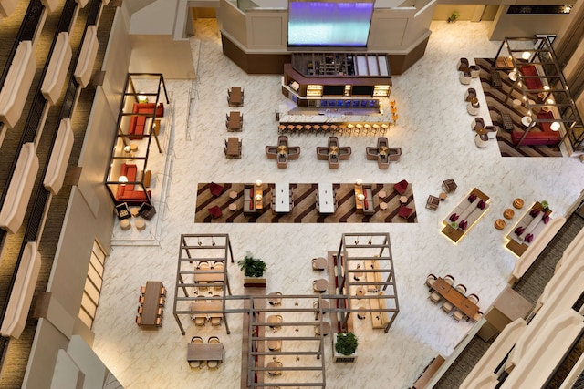 エンバシー スイーツ バイ ヒルトン フェニックス ダウンタウン ノース