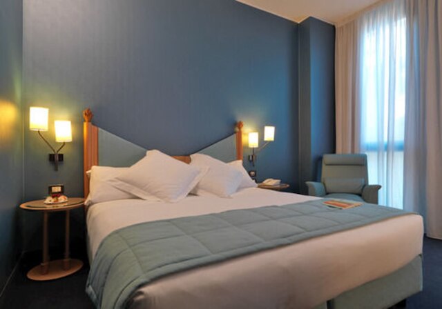 ホテル スパダーリ アル ドゥオモ