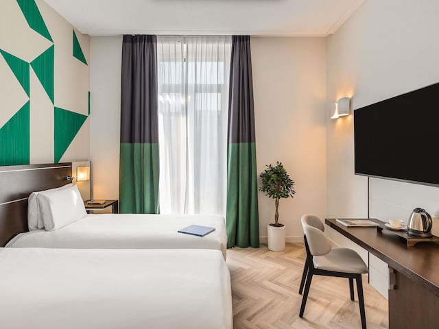 メルキュール ナポリ セントロ アンジョイーノ