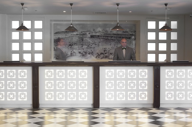 ヘロッズ ホテル テル アビブ バイ ザ ビーチ