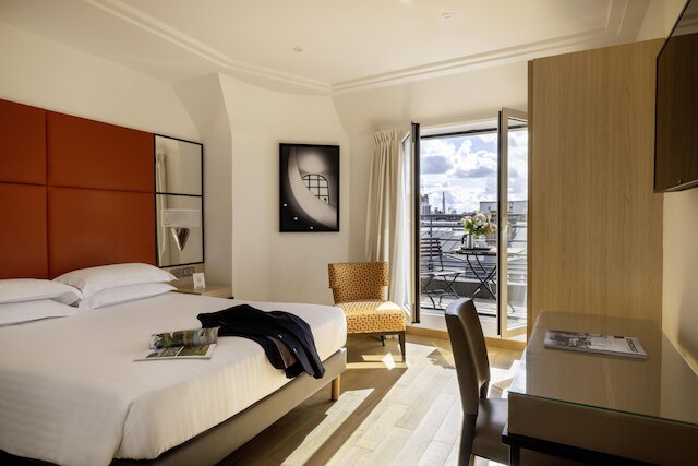 ホテル デ カスティリョーネ