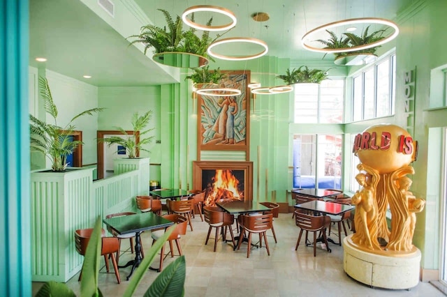 ザ コロニー ホテル