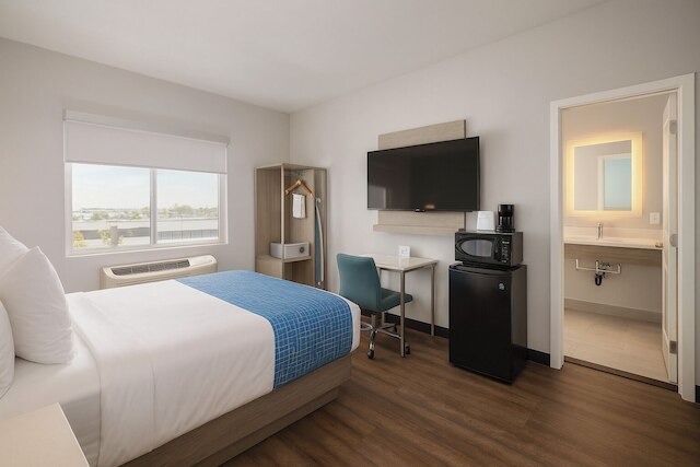 トラベロッジ バイ ウィンダム LAクス