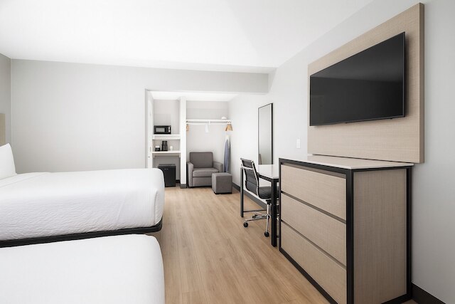 トラベロッジ バイ ウィンダム LAクス