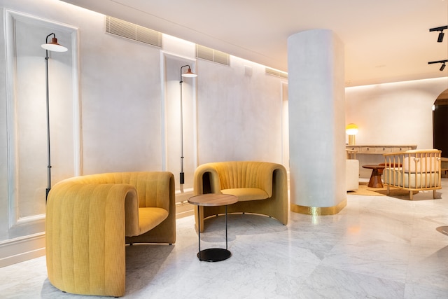 ホテル カレドニアン