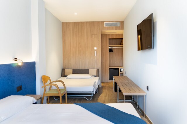 ホテル カレドニアン