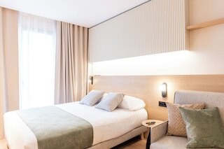 アパートホテル アテネア カラブリア