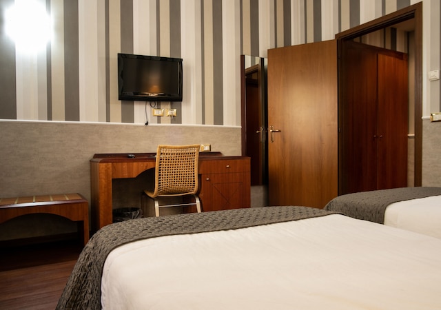 ホテル アストリア