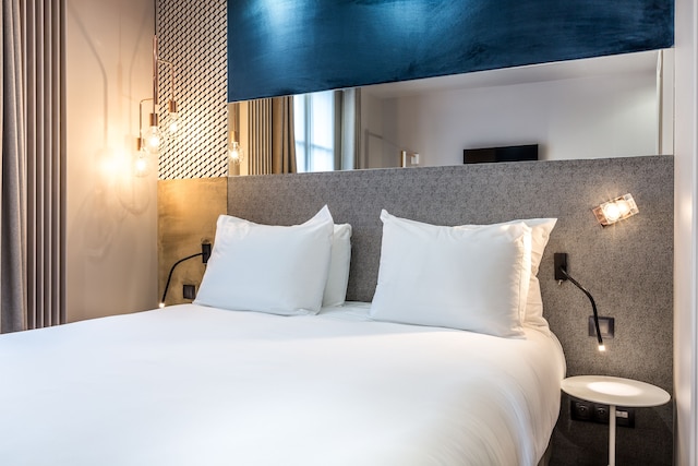 ホテル デュエット パリ