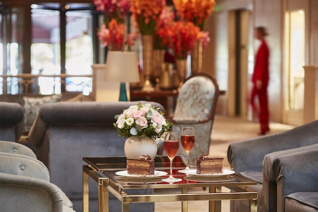 ホテル アドロン ケンピンスキー