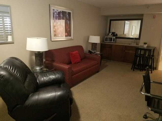 インフィニティ イン & スイーツ