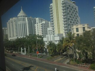 ジュネーブ ホテル