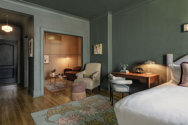 マークイーン ホテル