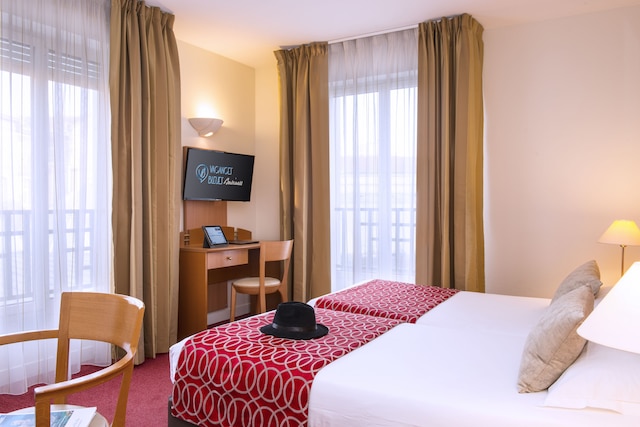 オテル バカンス ブルー ヴィラ モディリアーニ