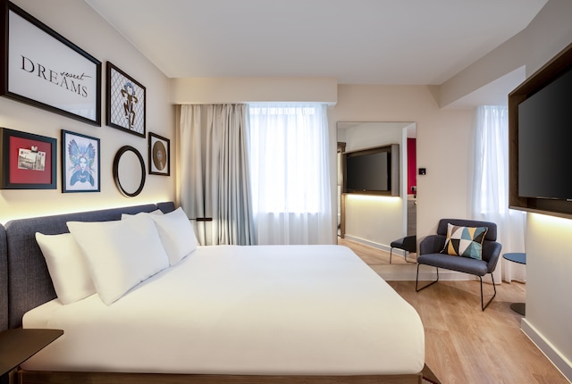 ハンプトン バイ ヒルトン ロンドン シティ