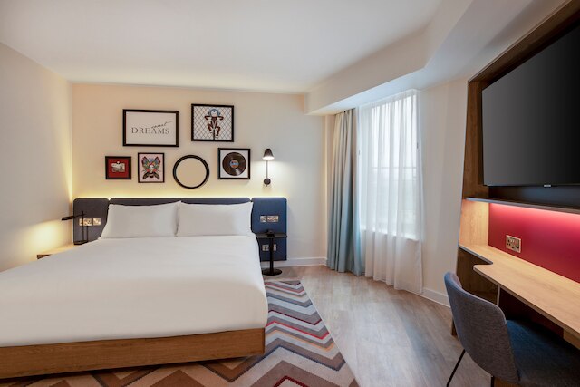 ハンプトン バイ ヒルトン ロンドン シティ