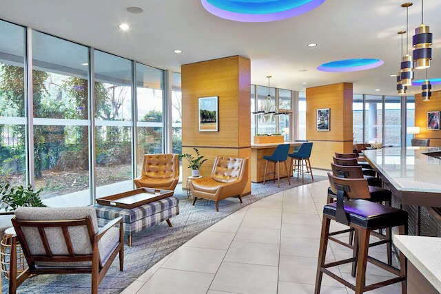 フォー ポインツ バイ シェラトン タラハシー ダウンタウン