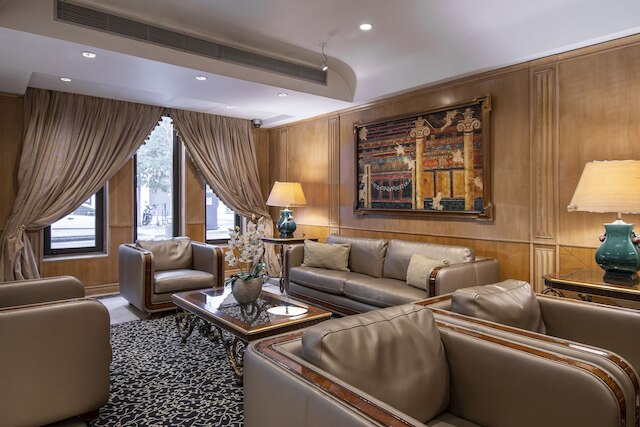 サナ リノ ホテル