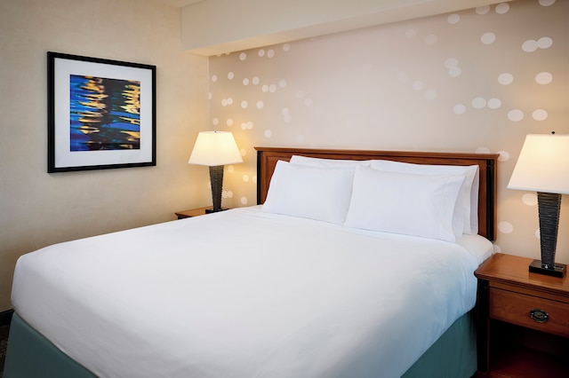 ナイアガラ フォールズビュー ホテル & スイーツ