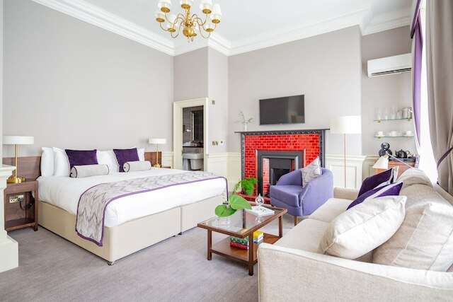 トリニティ タウンハウス ホテル