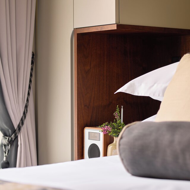 トリニティ タウンハウス ホテル