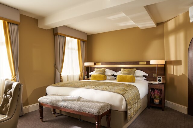 トリニティ タウンハウス ホテル