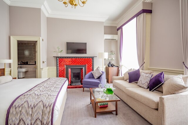 トリニティ タウンハウス ホテル