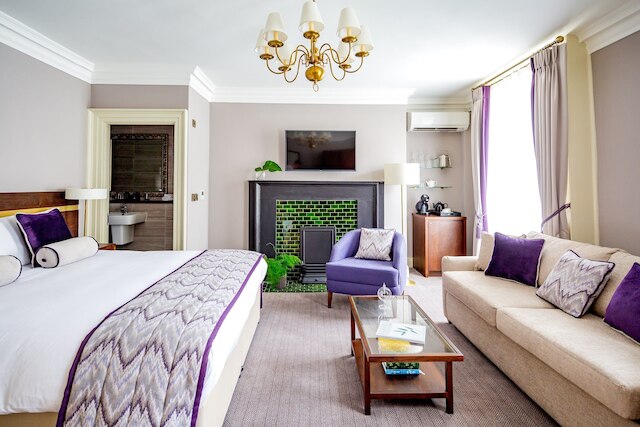 トリニティ タウンハウス ホテル