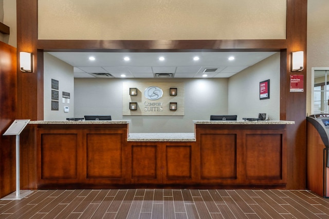 コンフォート スイーツ ダウンタウン