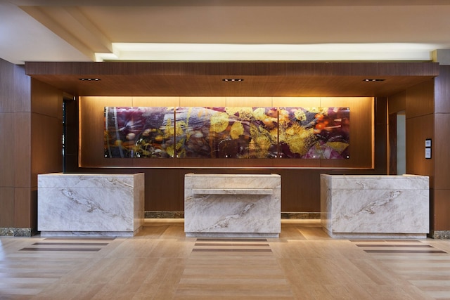 ダブルツリー バイ ヒルトン アーヴァイン - スペクトラム