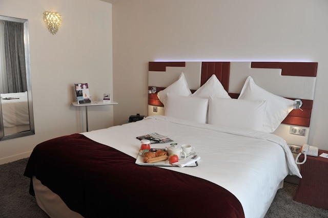 メルキュール パリ オペラ フォーブール モンマルトル