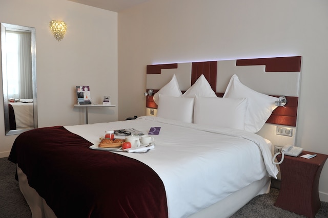 メルキュール パリ オペラ フォーブール モンマルトル