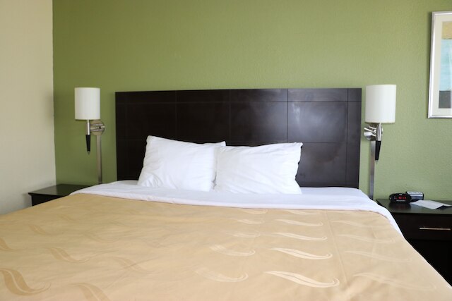 クオリティ イン エバンズビル イーストランド エリア