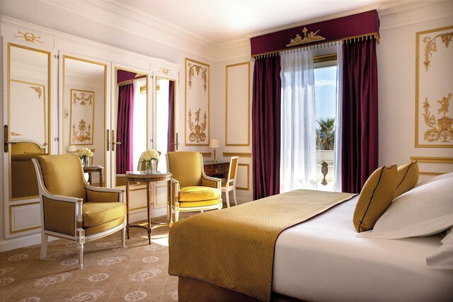 ホテル ル ネグレスコ