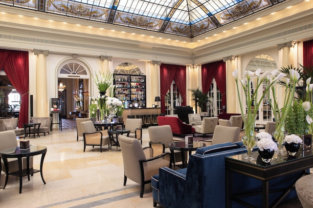 ホテル ベルビュー パレス